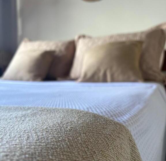 スタンダードトリプルルーム, La Bahianita