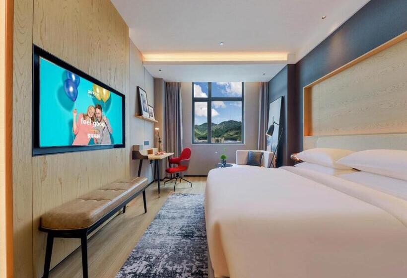Номер Стандарт, Park Inn By Radisson Zhuhai Gaolan Port