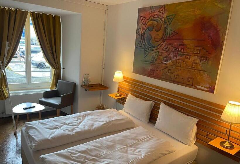 اتاق استاندارد, Swiss Bellevue Aathal