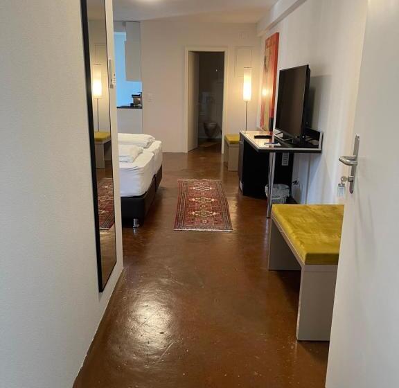 スイート, Swiss Bellevue Aathal