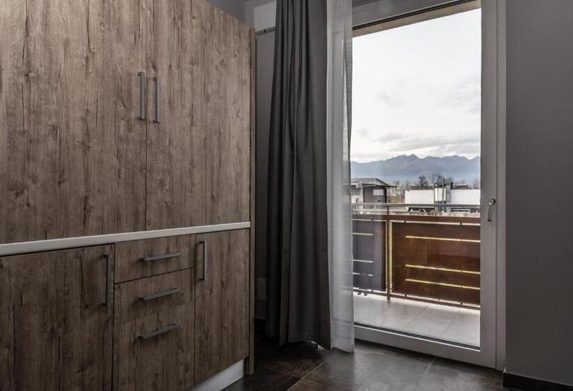 Номер Стандарт, M App