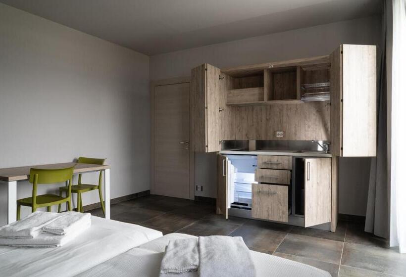 Номер Стандарт, M App