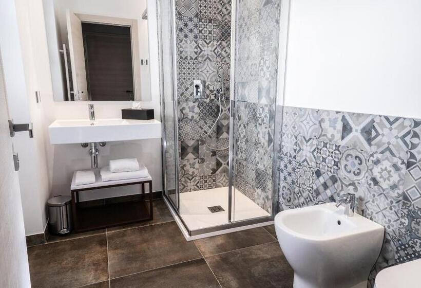 Номер Стандарт, M App