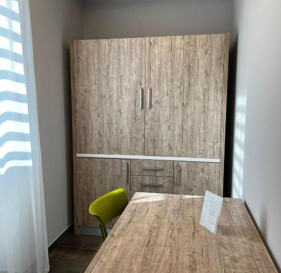 Номер Стандарт Адаптированный для Инвалидов, M App