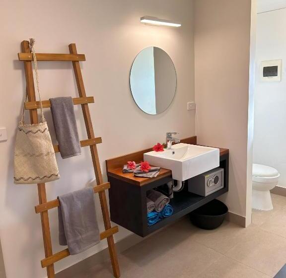 带海景的标准房, Mai Sunset Island Resort