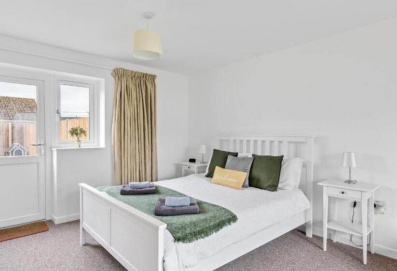 キングサイズベッドのスタンダードルーム, Lytton Tree Lodge Near Southwold