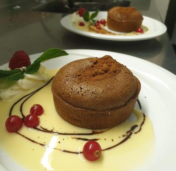 חדר דלוקס, Chambre D´hôtes Léonie & Restaurant