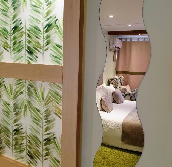 חדר דלוקס, Chambre D´hôtes Léonie & Restaurant