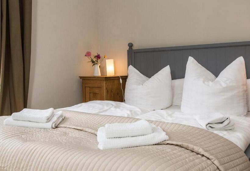 Полулюкс с Балконом, Gutshaus Lexow