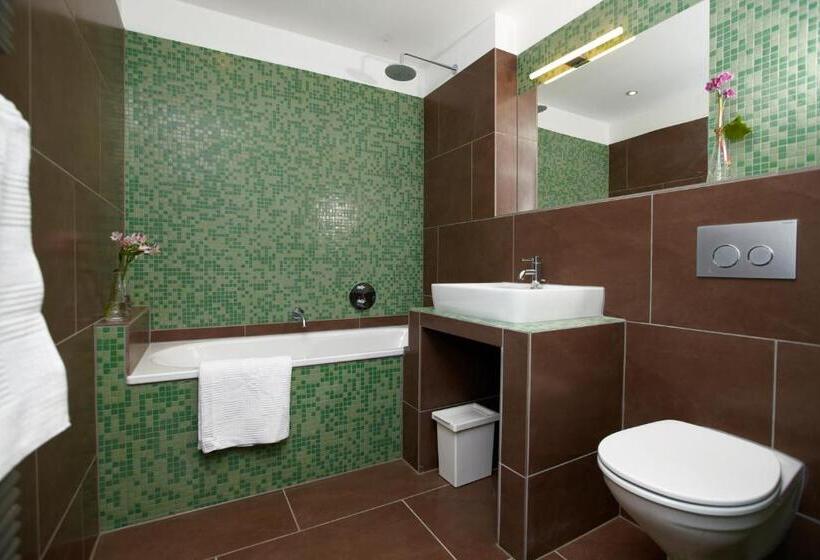 Апартаменты 2 Спальни, Gutshaus Lexow