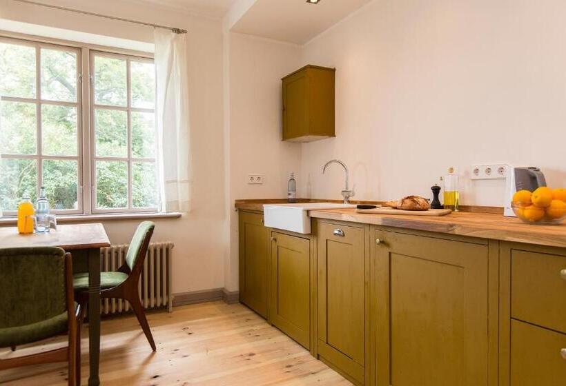 Полулюкс с Балконом, Gutshaus Lexow