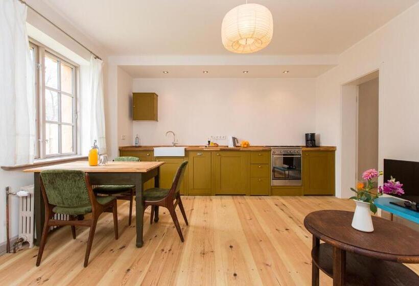 Полулюкс с Балконом, Gutshaus Lexow