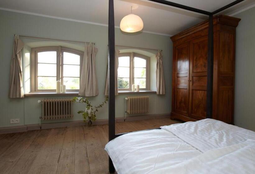 Апартаменты 3 Спальни, Gutshaus Lexow