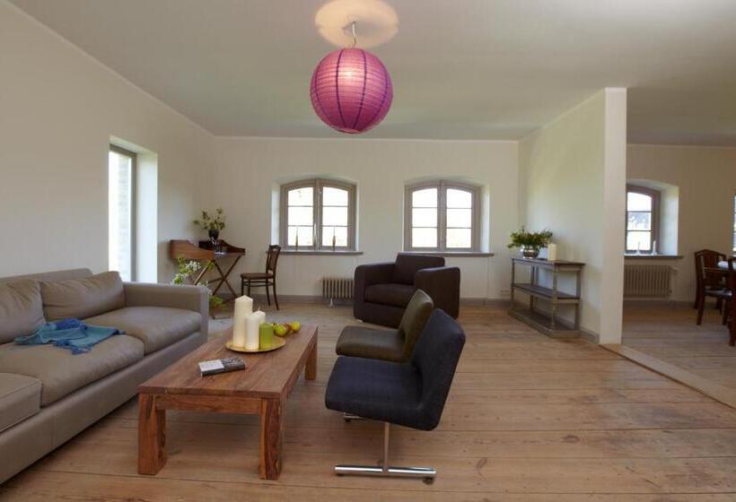 Апартаменты 2 Спальни, Gutshaus Lexow