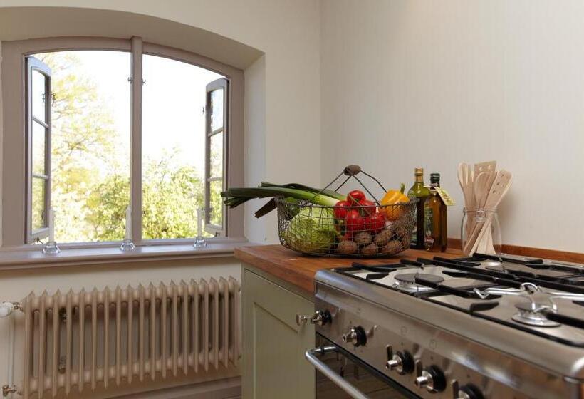 Апартаменты 2 Спальни, Gutshaus Lexow