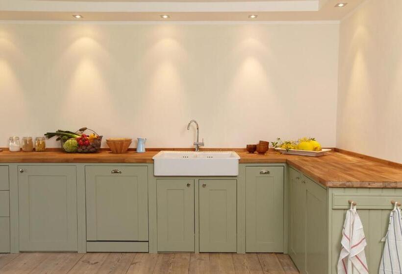 Апартаменты 2 Спальни, Gutshaus Lexow