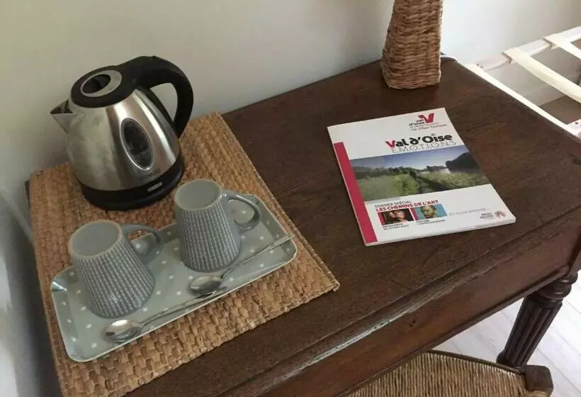 スタンダードルーム, La Musardine En Vexin