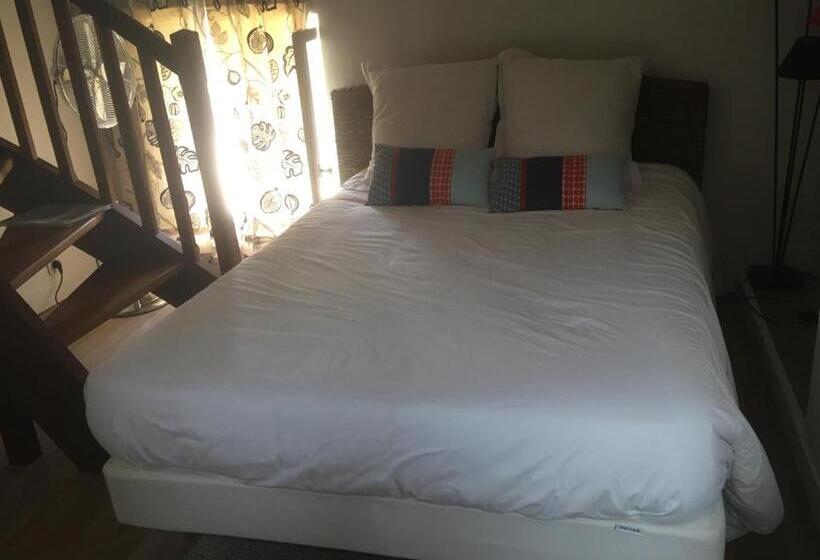 חדר משפחתי, La Musardine En Vexin