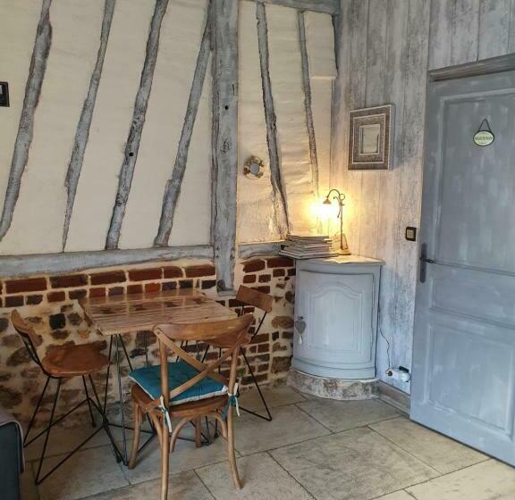 스탠다드 룸, L'escapade