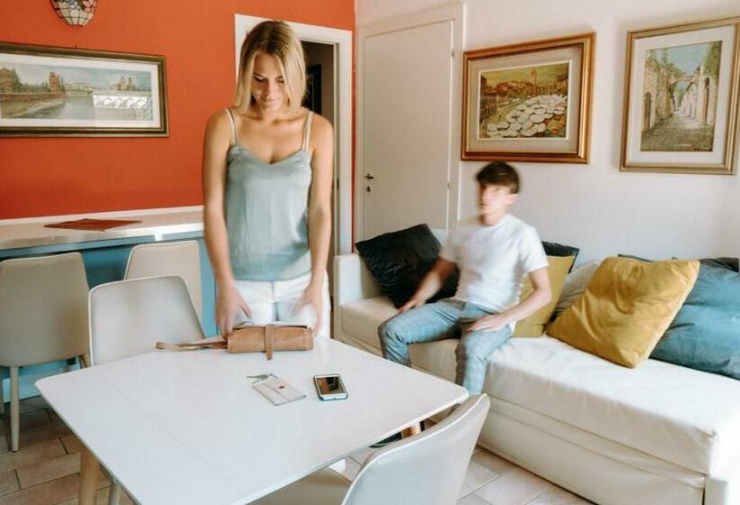 آپارتمان لوکس 1 خوابه, Romeo Giulietta