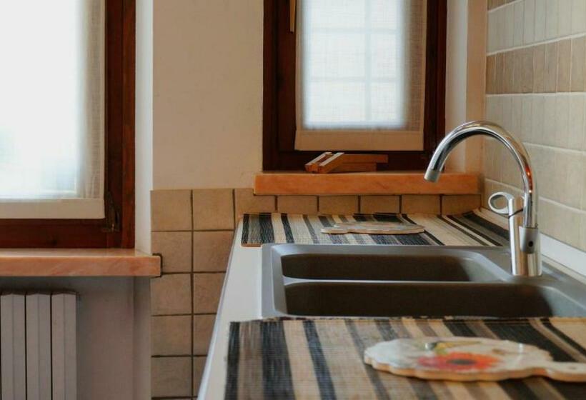 آپارتمان لوکس 1 خوابه, Romeo Giulietta