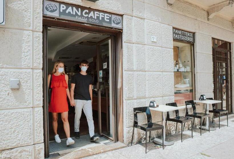 اتاق لوکس با تخت بزرگ, Romeo Giulietta