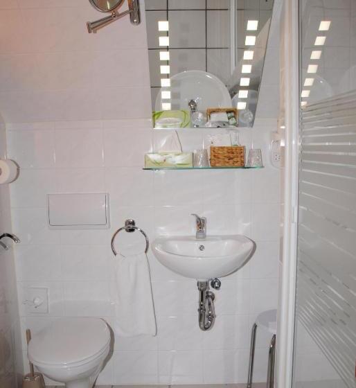 Номер Стандарт Индивидуальный, Alte Schule