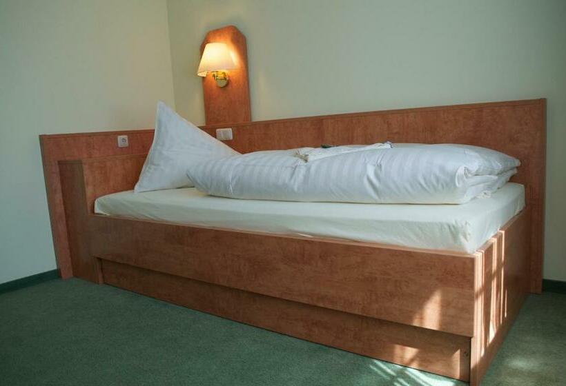 חדר סטנדרט יחיד, Gasthof & Pension Zum Himmel