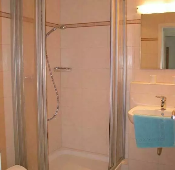 Standard-huone, Haus Feldbergfalkau