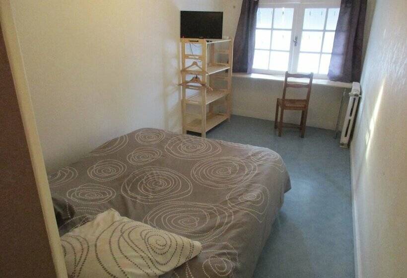 Номер Стандарт, Le Relais De Montils