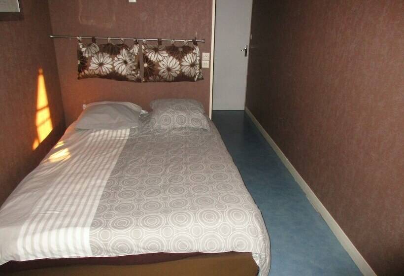 Номер Стандарт, Le Relais De Montils