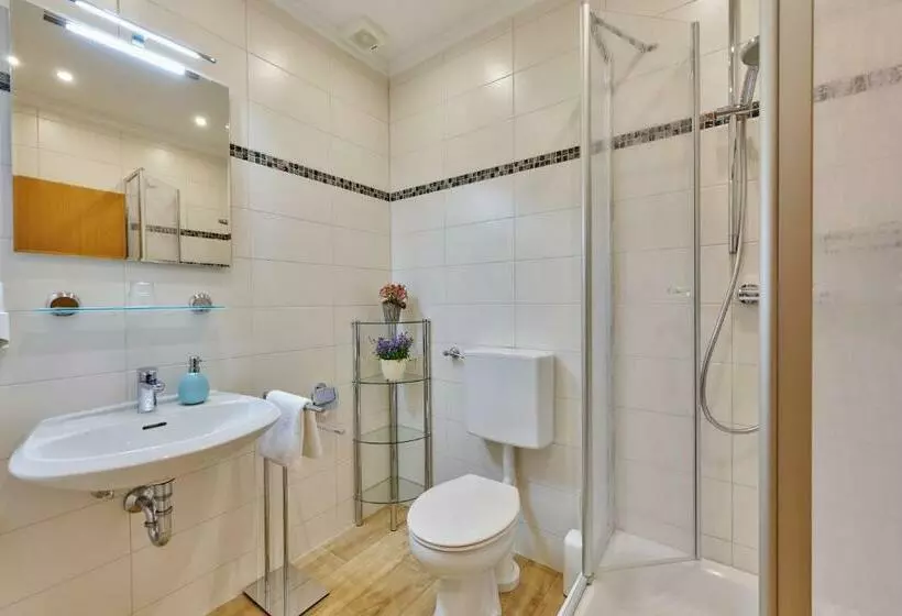 اتاق استاندارد یک نفره, Restaurant Zum Goldenen Anker Mit Hallenbad & Wellnessbereich