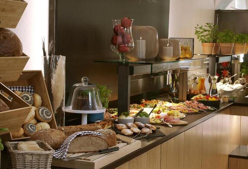 Comfort room with balcony, Restaurant Zum Goldenen Anker Mit Hallenbad & Wellnessbereich