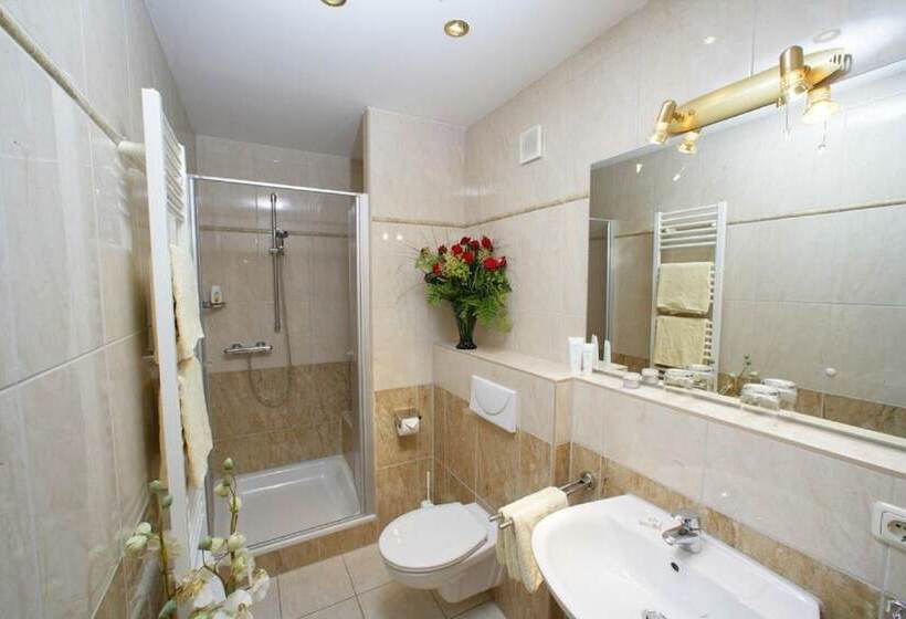 Номер Стандарт, Restaurant Zum Goldenen Anker Mit Hallenbad & Wellnessbereich