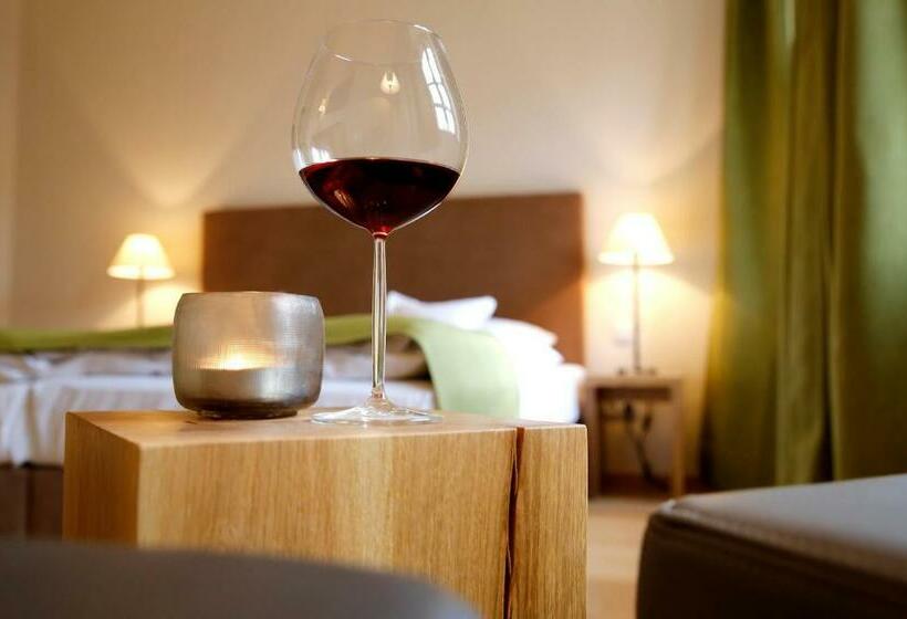 חדר סטנדרט, Weinkastell Zum Weissen Ross