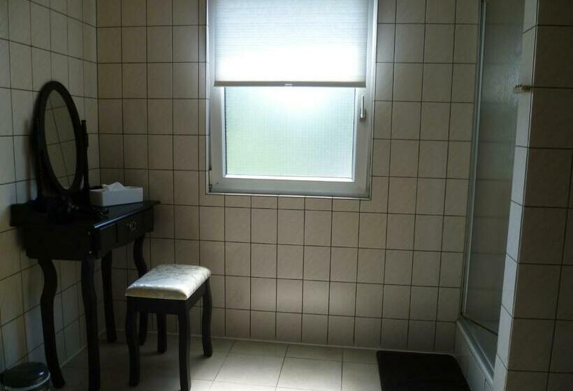 חדר סטנדרט, Westerwaldhotel Dernbach