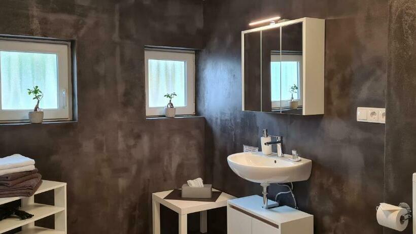 חדר סטנדרט, Westerwaldhotel Dernbach