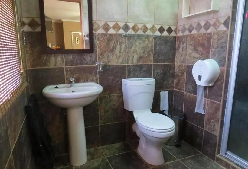 ファミリールーム, Akweja Bed And Breakfast Accommodation