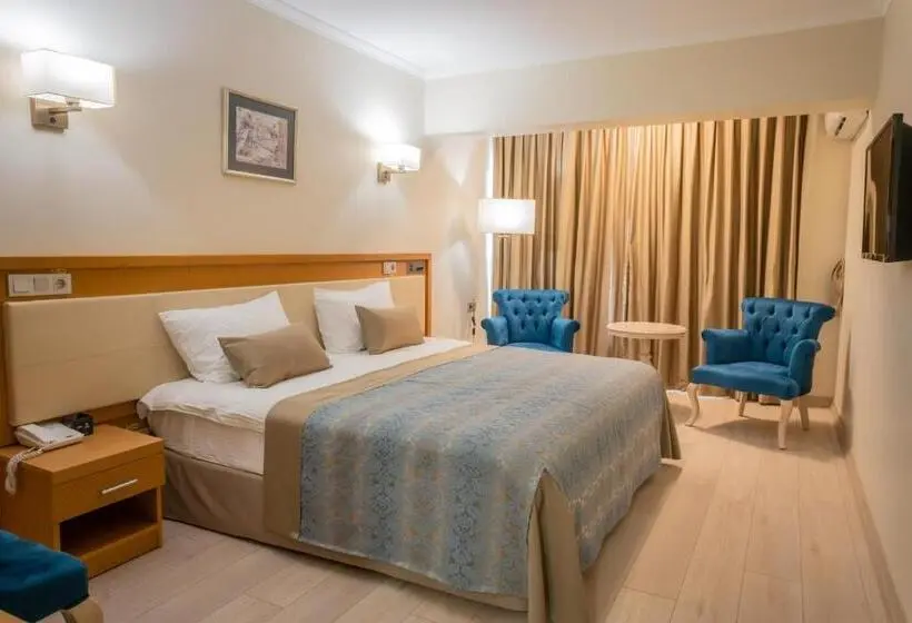 Standard-huone Järvinäkymä, Patalya Lakeside Resort