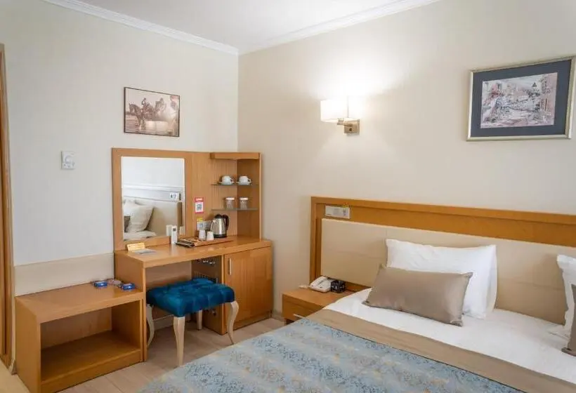 Standard-huone Järvinäkymä, Patalya Lakeside Resort
