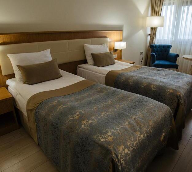 غرفة قياسية مطلّة علي البحيرة, Patalya Lakeside Resort