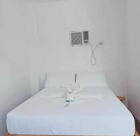 スタンダードルーム, Camotes Hostel Resort