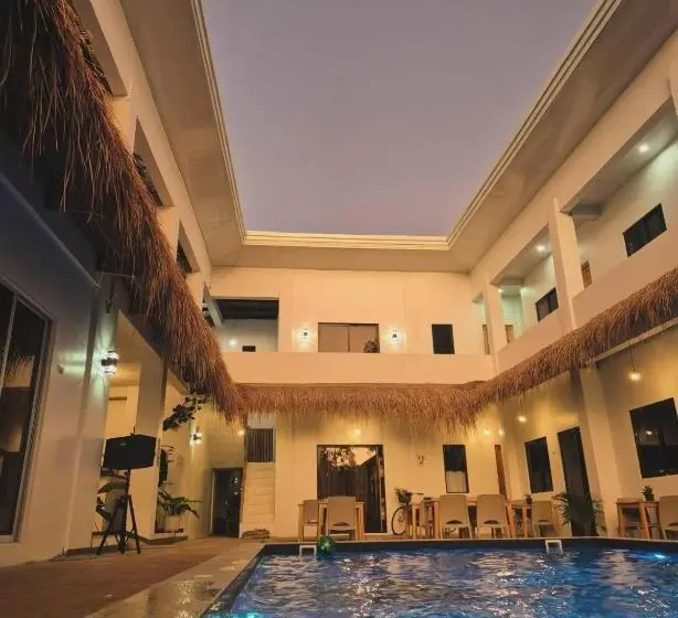 スタンダード４人部屋, Camotes Hostel Resort
