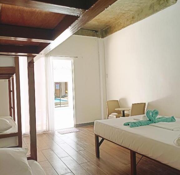 패밀리 룸, Camotes Hostel Resort