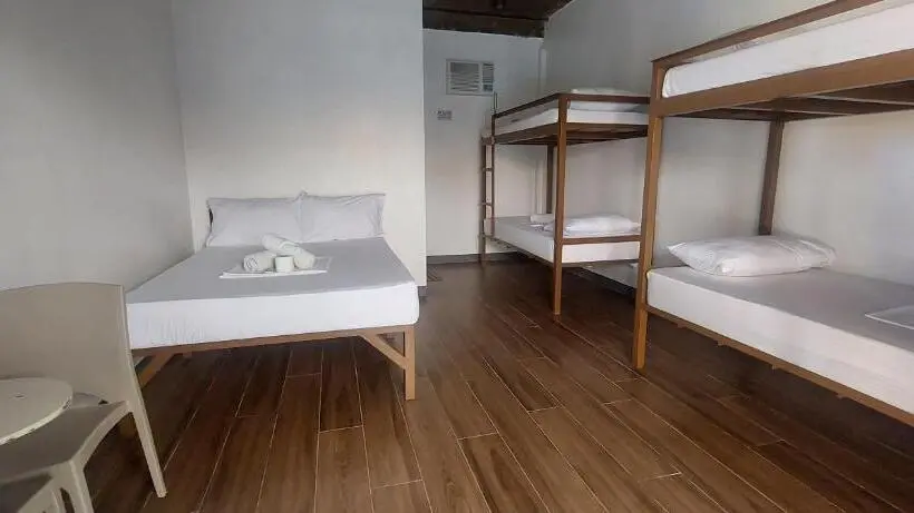 ファミリールーム, Camotes Hostel Resort