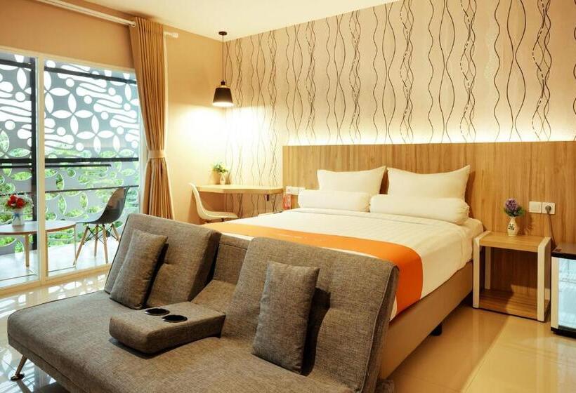 Стандартный Номер Кровать Кинг, Front One Hotel Sragen