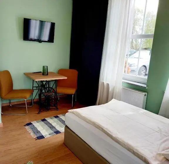 Cameră Standard, Hostel