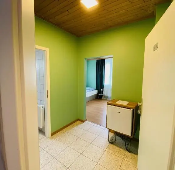 Cameră Standard, Hostel
