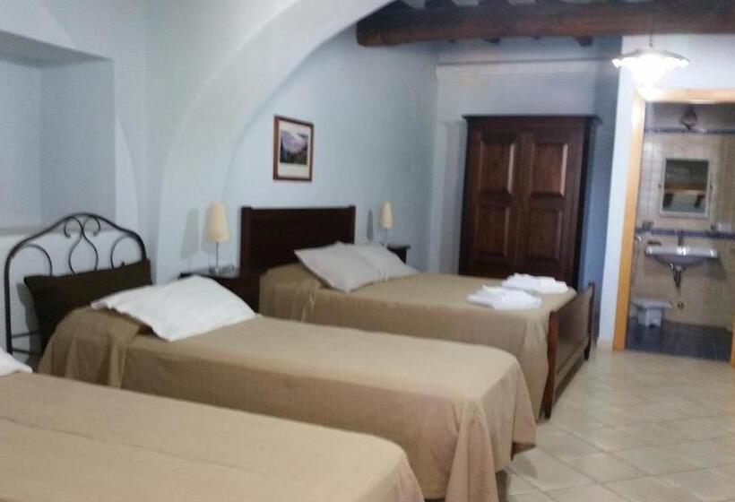 四人标准间, Albergo Seaside