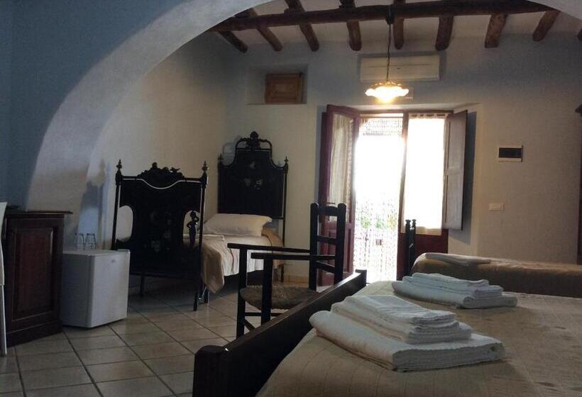 Pokój Czteroosobowy Standard, Albergo Seaside